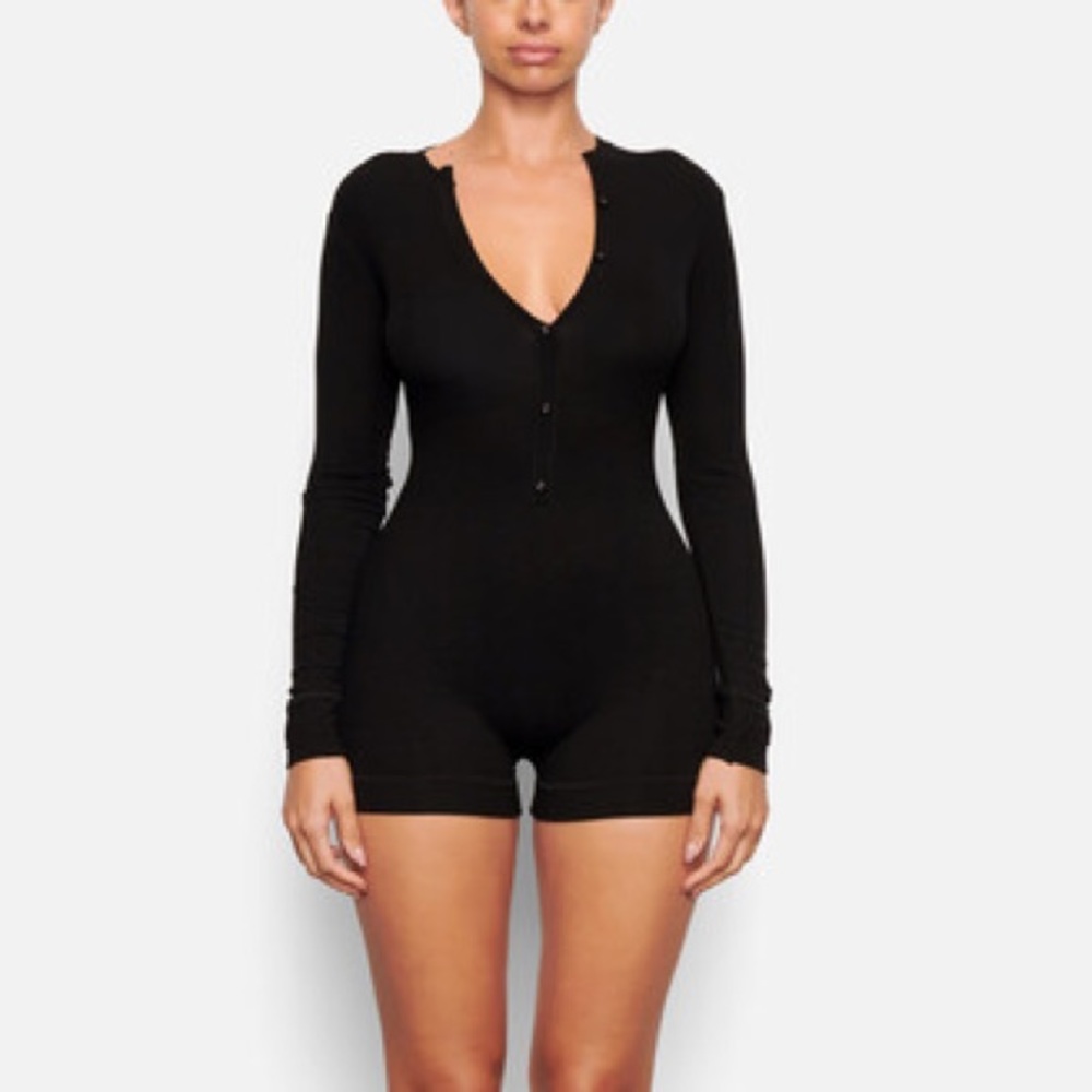 Skims Soft Lounge Button-Up Henley Onesie in Onyx, Size S
